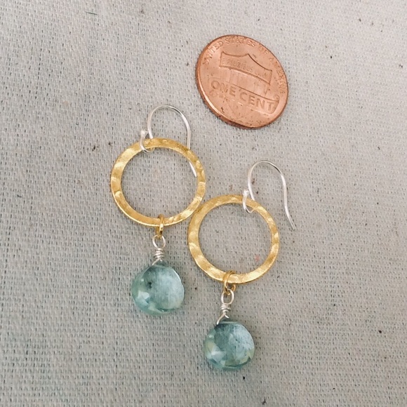 New Sundance charm earrings - Picture 7 of 9